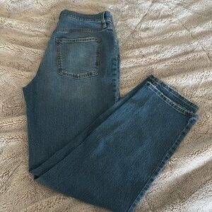 Universal Thread 90’s straight high rise